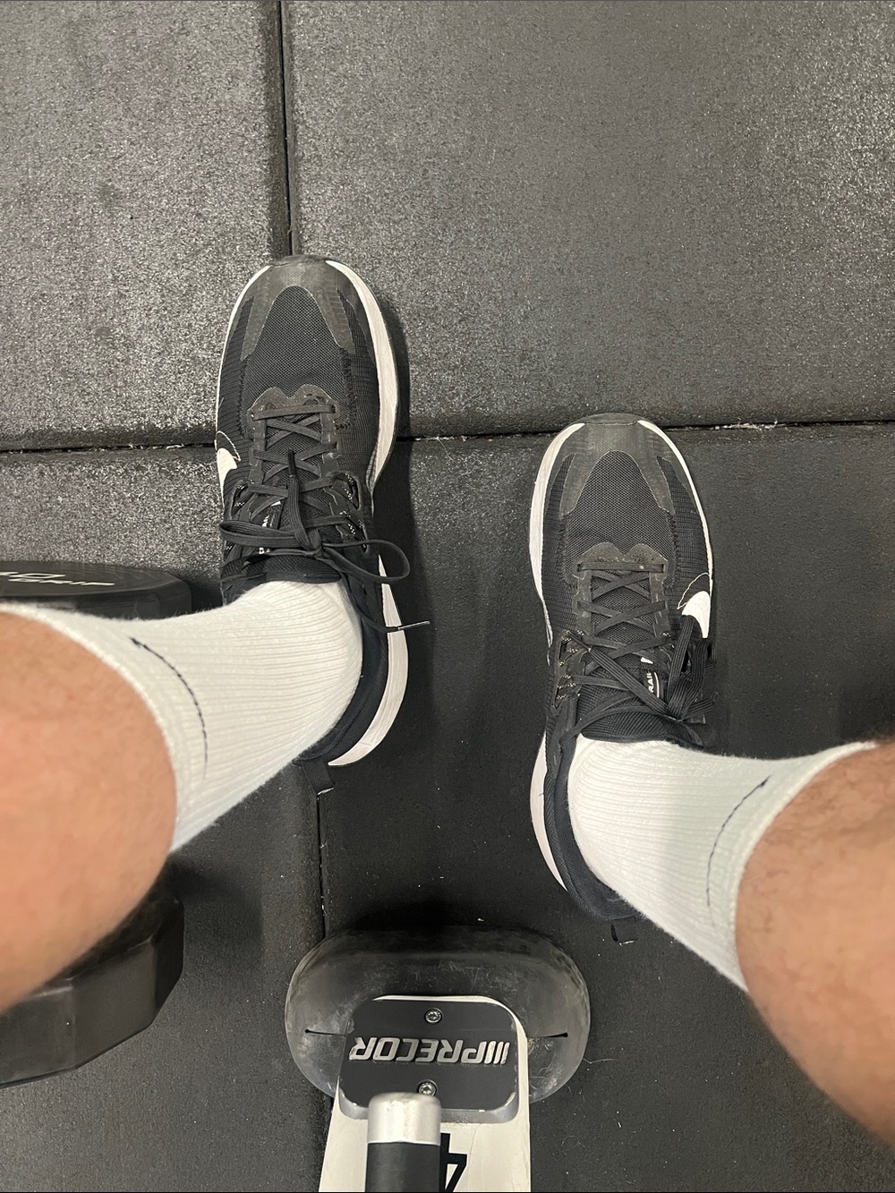 Nike shoes - Picture 5 of 13